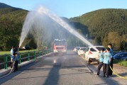 Vorschaubild zu - Empfang Einsatzfahrzeug