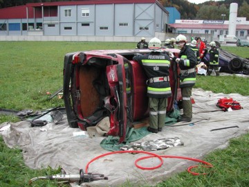 Vorschaubild zu - KHD-Übung im Bezirk Hartberg, 04.10.2008